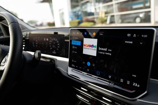 Kuvituskuva uutiseen: Android Auto kärsii jälleen kaatumisista ja yhteysongelmista (android auto, google)