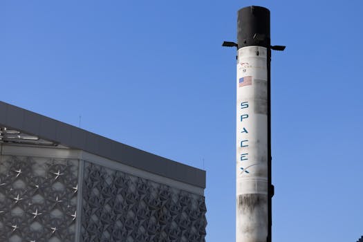 Kuvituskuva uutiseen: Elon Musk olisi suurin hyötyjä SpaceX:n mahdollisessa listautumisessa (spacex, elon musk)