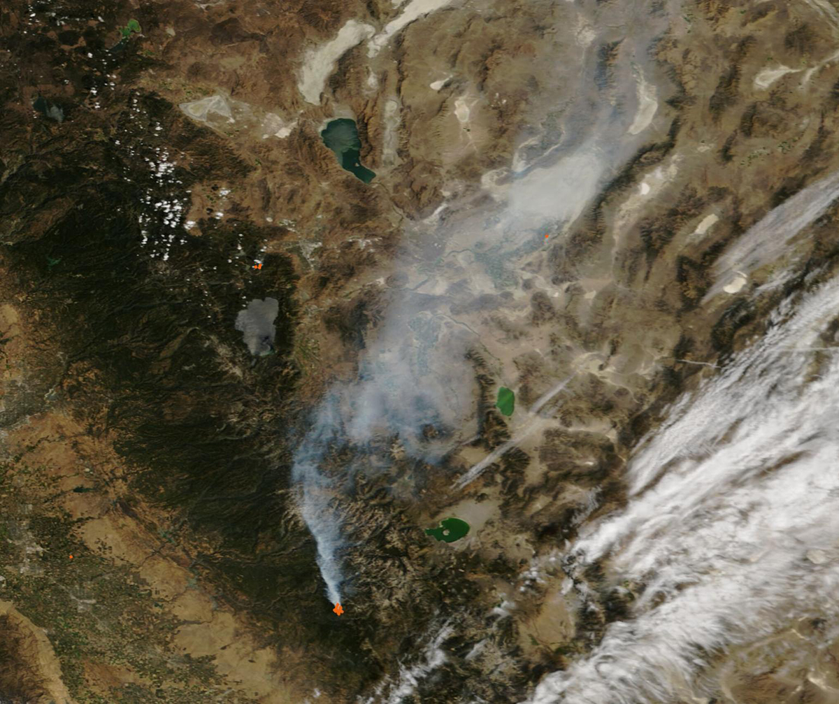 NASA MODIS -satelliittikuva: Dome Fire.