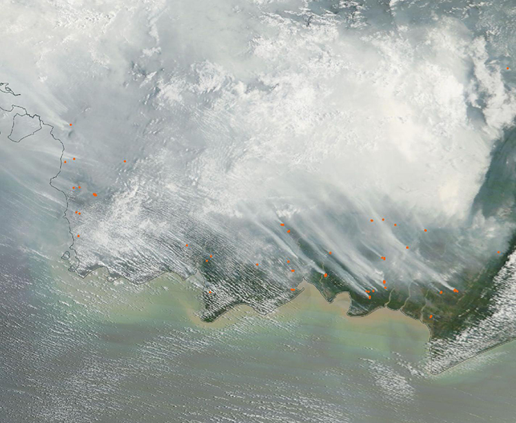NASA MODIS -satelliittikuva: Fires in Indonesia.